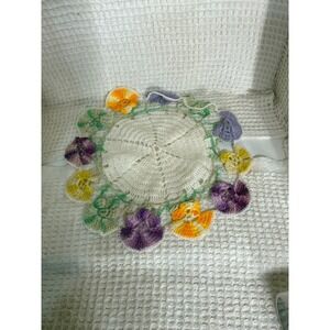 Cottagecore Unbranded Vintage Pansy Crochet Floral Doily‎ 13.5in Multicolor